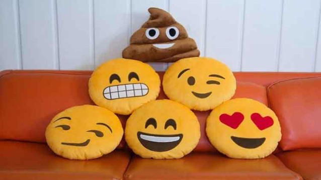 Whatsapp introduce le emoji dimensionabili. Ecco di cosa si tratta