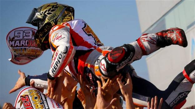 Gp Motegi: Rossi e Lorenzo out, Marquez è campione