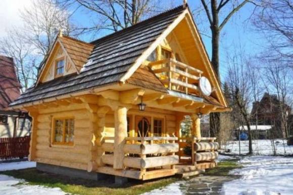 Ecco una casa in legno di soli 27 mq. Appena vedrete gli interni, rimarrete senza parole!