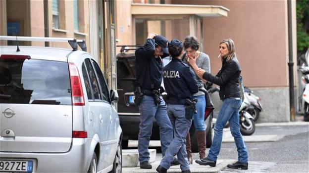 Genova, poliziotto uccide moglie e figlie, poi si spara