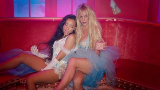 Un pigiama party dal sapore hot per Britney Spears e Tinashe