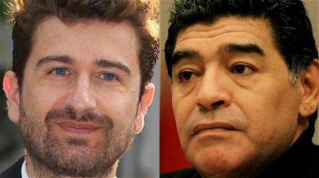 Maradona attore a Napoli: interpreterà sé stesso a teatro in "Tre volte dieci"