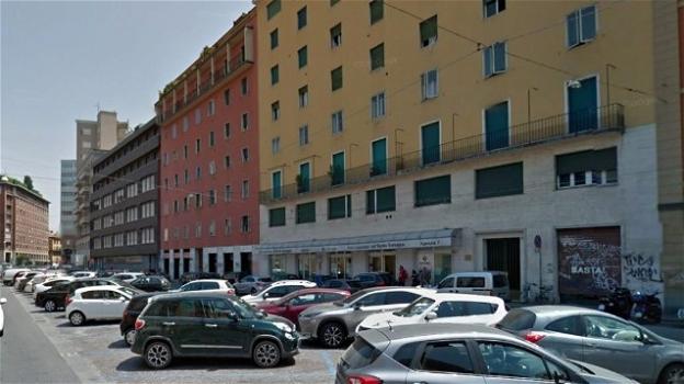 Bologna, famiglia aggredisce coppia per parcheggio
