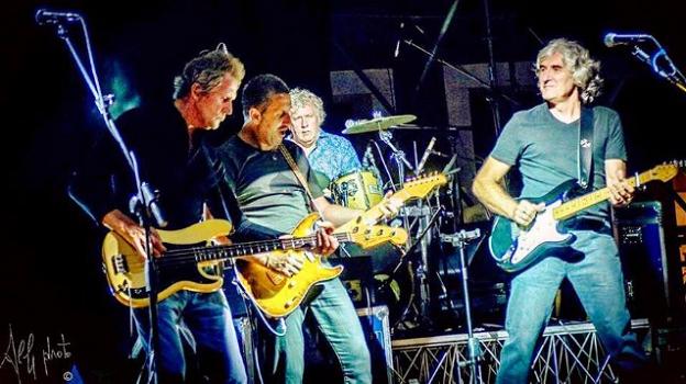 Dire Straits Legacy rievocano il rock in un tour internazionale