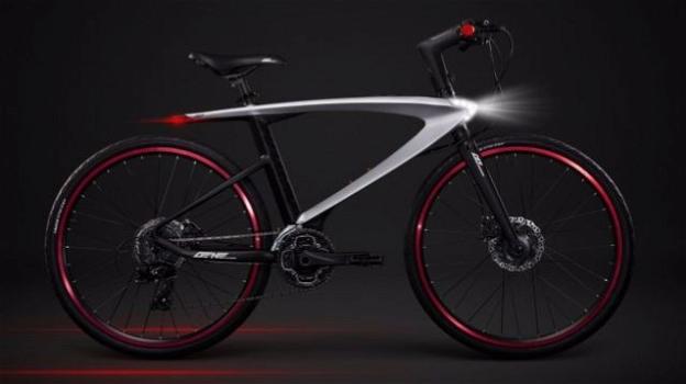 Al Ces 2017, LeEco presenta bici smart con pedalata assistita