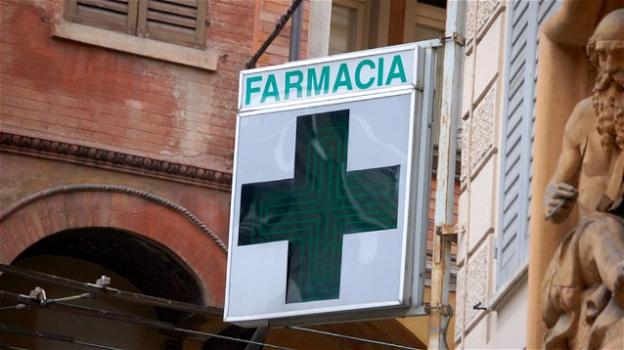 A Bologna, due farmacie nel mirino di rapinatori
