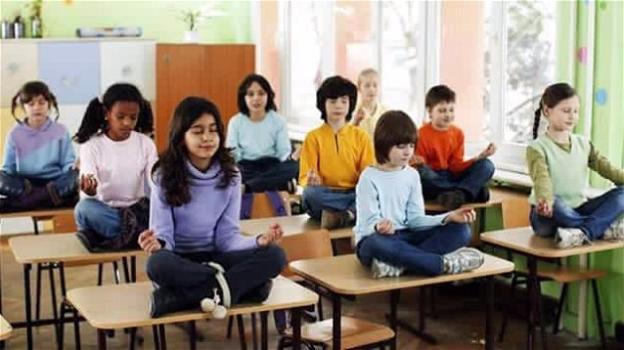 Yoga a scuola: perché inserirlo nella programmazione didattica