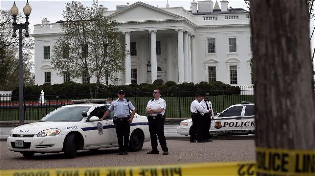 Attimi di paura: bomba alla Casa Bianca