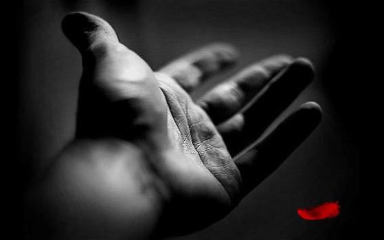Cos’è che la “linea del cuore” sulla mano ti rivela sulla tua vita? Esattamente questo