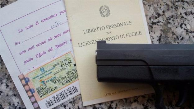 Milano: diminuiscono i reati, ma è boom di domande per il porto d’armi