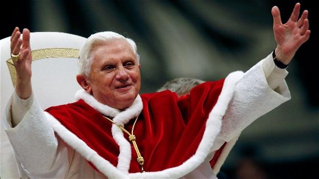 Auguri al Papa emerito Bendetto XVI per i suoi 90 anni