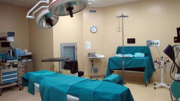 Bari, lite tra medici per la sala operatoria: neonata morì per il ritardo