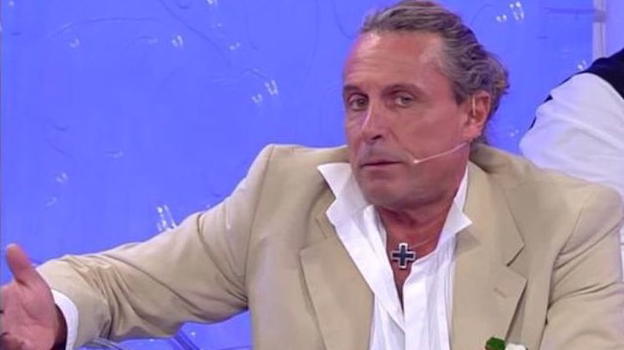Svelata la vera identità del cavaliere di Uomini e Donne, Marco Firpo
