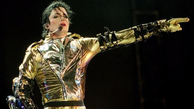 Morte Michael Jackson: svelate lettere inquietanti. Fu omicidio?