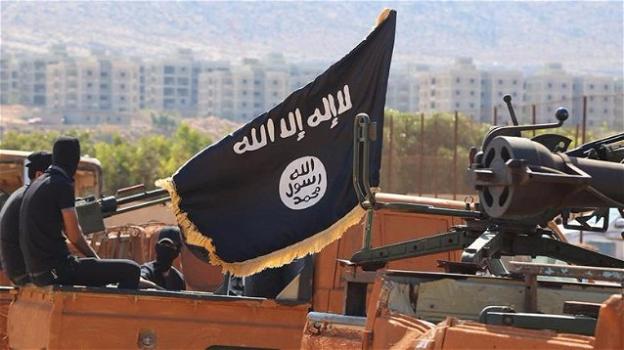 Terrorismo, Times: Isis vuole avvelenare cibo e acqua in Occidente