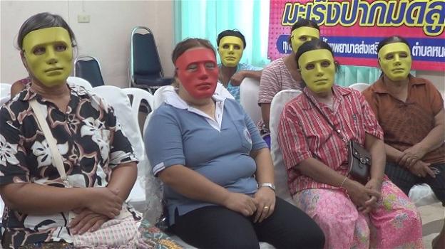 Imbarazzo per il pap test? Ospedale thailandese offrirà delle maschere