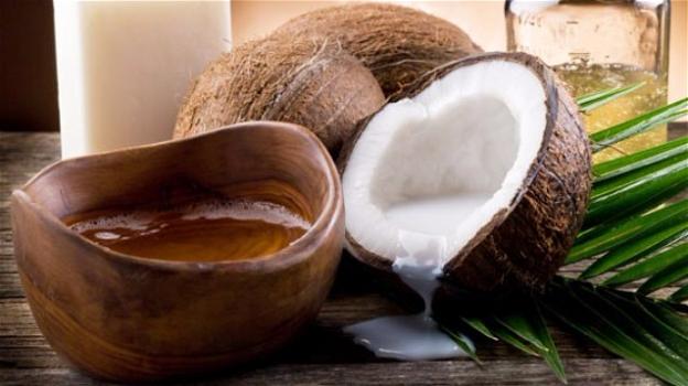 Olio di cocco: prezioso alleato per la crescita dei capelli