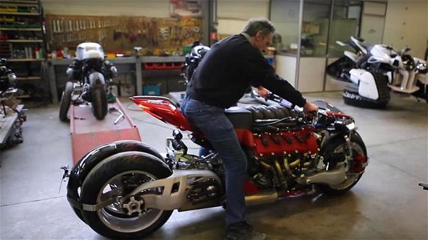 Installano il motore di una Maserati da 470 cv su una moto. Creano così un ibrido davvero mostruoso