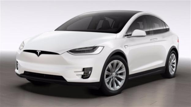 Auto Tesla più efficienti, grazie ad un update firmware di Autopilot 2