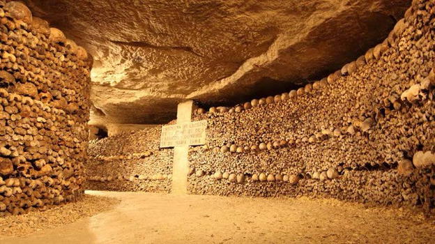 Persi nelle catacombe di Parigi: due ragazzi ritrovati dopo 3 giorni