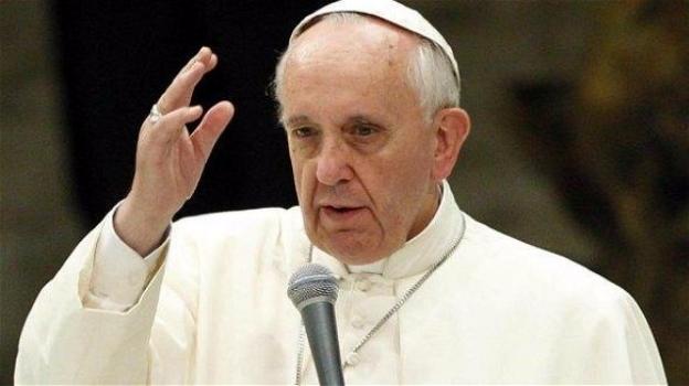 Papa Francesco: cristiani e non cristiani, contro la corruzione