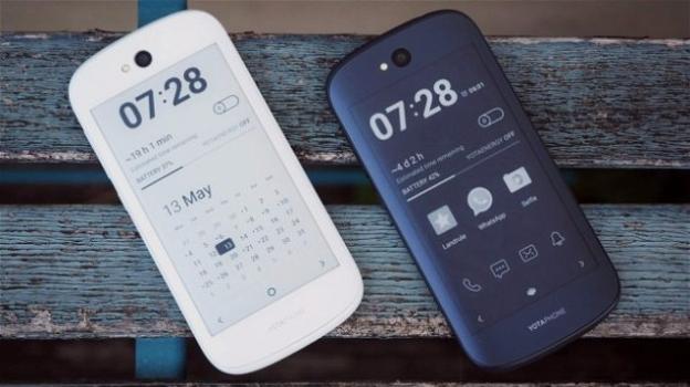 YotaPhone 3, due varianti per lo smartphone con 2 display (uno e-ink)