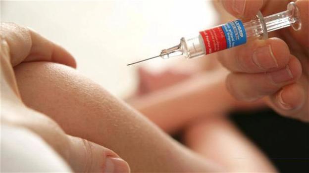 Vaccini: attivo il numero verde del Ministero