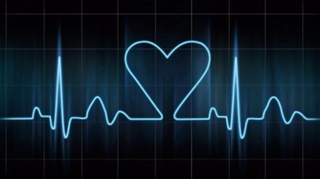 Battito cardiaco: tenersi per mano lo sincronizza