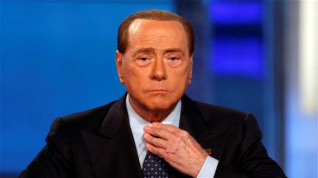 Luigi Berlusconi e il bacio gay: la reazione choc di papà Silvio