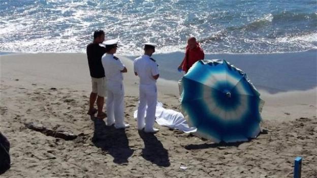 Tragedia a Ischia: muore una ragazza 18enne travolta dalle onde