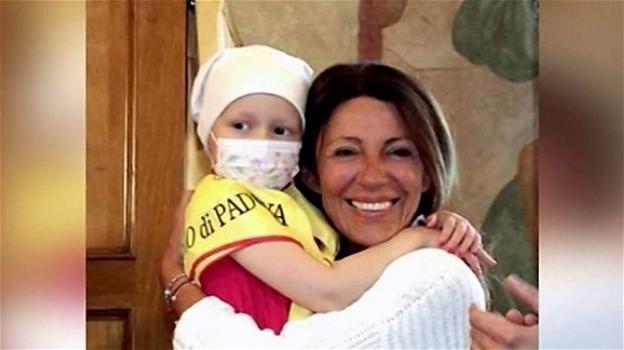 Aurora Maniero muore a 8 anni per un tumore. Licenziata la madre per le troppe assenze