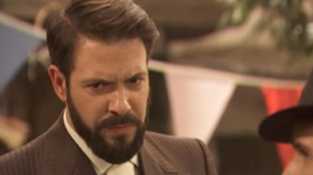 Il Segreto, anticipazioni spagnole: Carmelo obbligato da Cristobal a tradire Severo