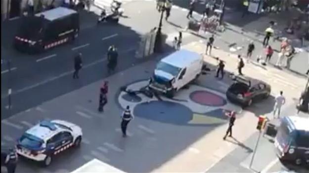 Attentato di Barcellona: la polizia conferma, sono 13 le vittime