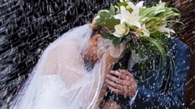 Intrusi al matrimonio svuotano le tasche a sposi e invitati