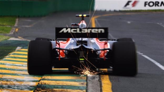 La McLaren divorzia con la Honda e passa ai motori Renault