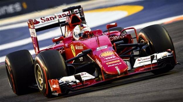 Formula 1: Singapore si tinge di Rosso, Vettel in pole davanti alle due ottime Red Bull