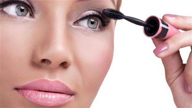 Il make-up ci rende più intelligenti: lo dice la scienza