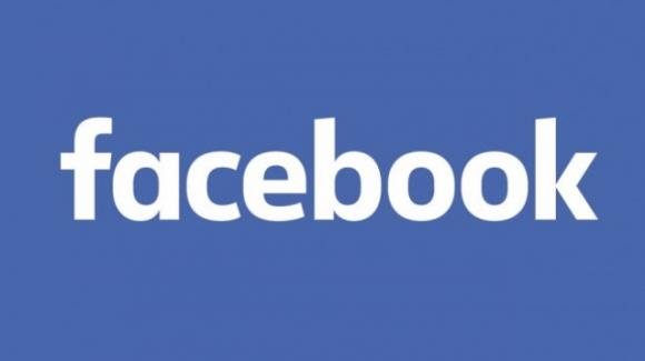 Facebook: news verificate, Storie da Instagram, musica su Messenger, e client Workplace