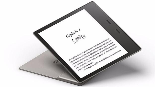 Kindle Oasis 2017, con display da 7pollici, 300 PPI, e scocca in alluminio impermeabile