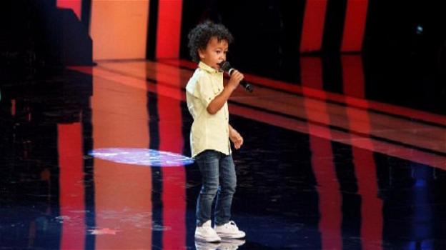 Tú Sí Que Vales: il piccolo Matteo conquista il cuore dei telespettatori cantando: "Occidentali’s Karma"