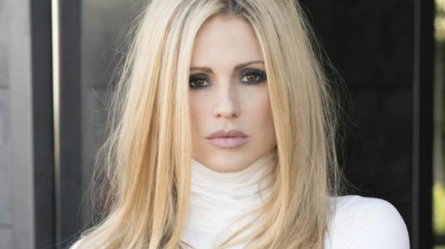 Michelle Hunziker: "Ho vissuto 5 anni in balia di una setta"