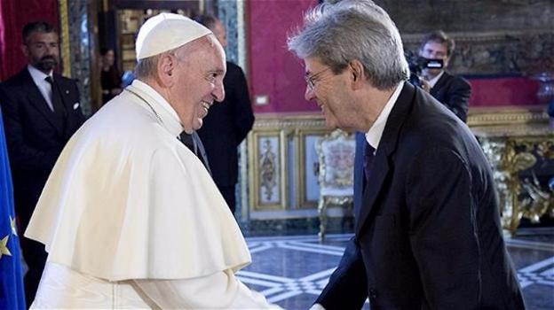 Gentiloni s’accorda con Bergoglio sulla "massima dignità del lavoro"