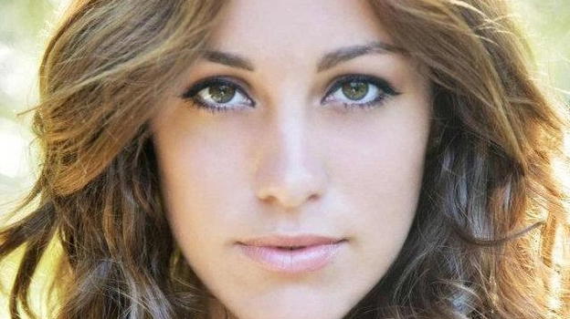 Teresanna Pugliese prende in giro Francesco Monte e Cecilia Rodrìguez