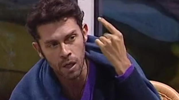 GF Vip, Tonon ipotizza le reazioni di Francesco Monte e commenta: "Tra Ignazio e Cecilia si avverte una certa vibrazione"