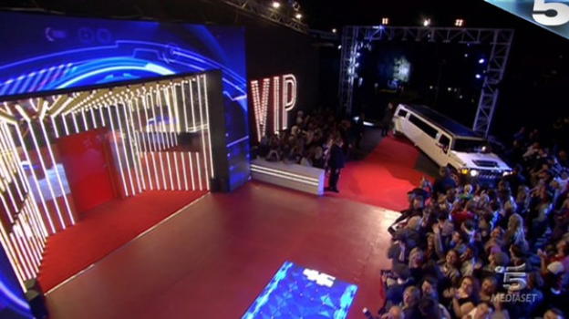 Grande Fratello Vip 2, un’ex concorrente entrerà stasera nella Casa: ecco chi è