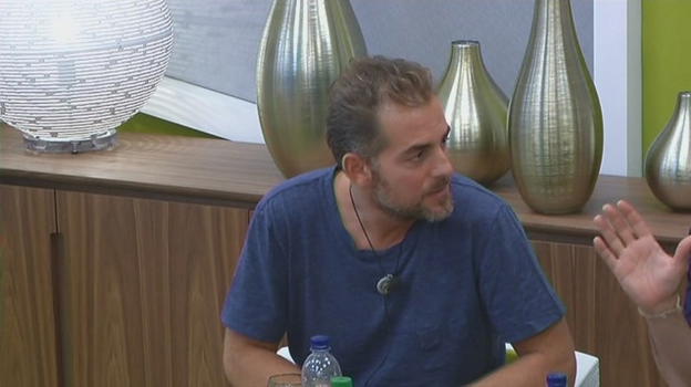 Grande Fratello Vip: durante la notte Daniele Bossari si è sentito male, ecco cosa è successo