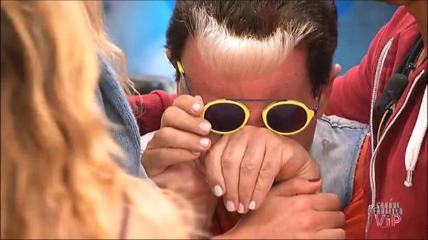 GF Vip: Cristiano Malgioglio scoppia a piangere all’interno della casa