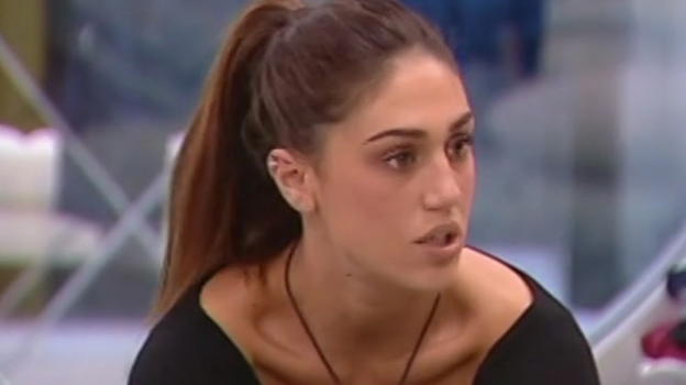 Al GF Vip Cecilia ha dei dubbi sulla sua scelta, ripensa a Francesco Monte e ribadisce: "Voglio essere libera"