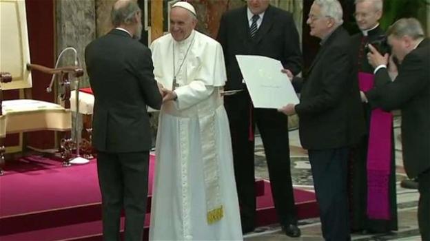 Papa Francesco consegna il Premio Ratzinger per gli studi teologici