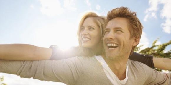 6 abitudini che potranno migliorare moltissimo il vostro rapporto di coppia